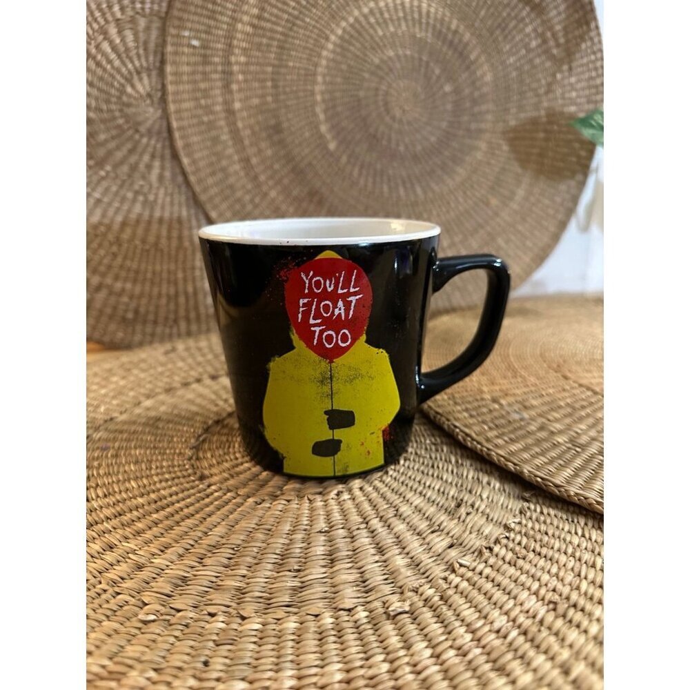Silver Buffalo Pennywise āYouāll Float Tooā Ceramic Mug